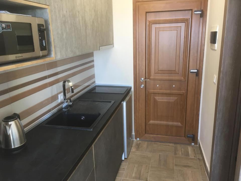 Thealos Apartment