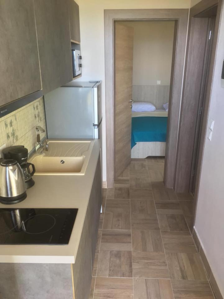Apartment Thealos